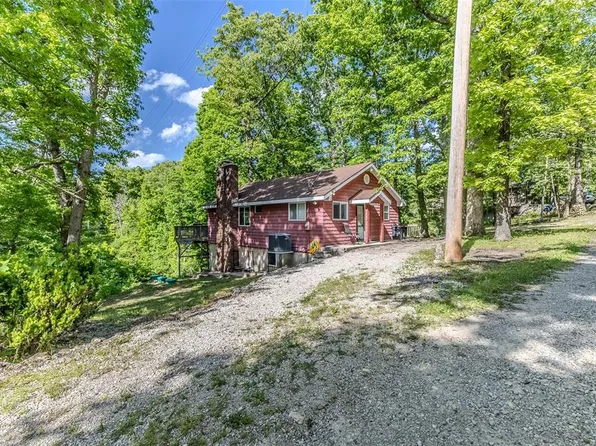 9 Wet Fly Ln, Lebanon, MO 65536