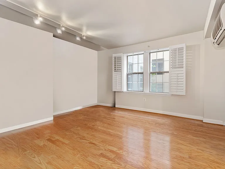 1314 Massachusetts Ave NW #308 — Photo 1