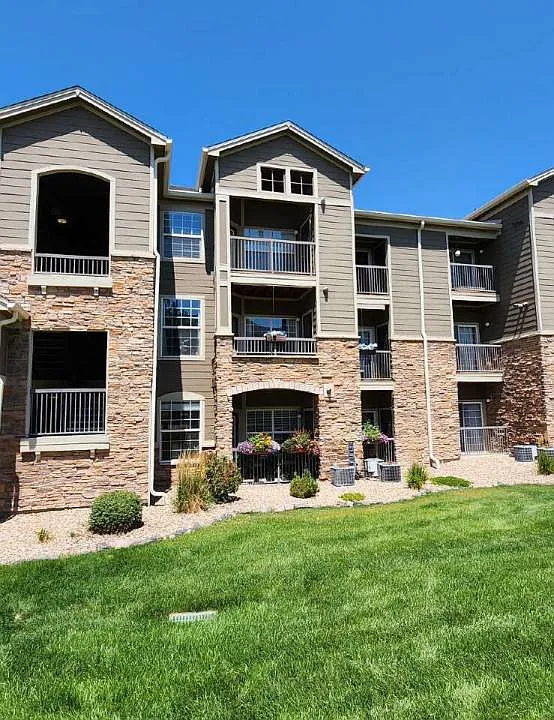 3035 Blue Sky Cir #10-204