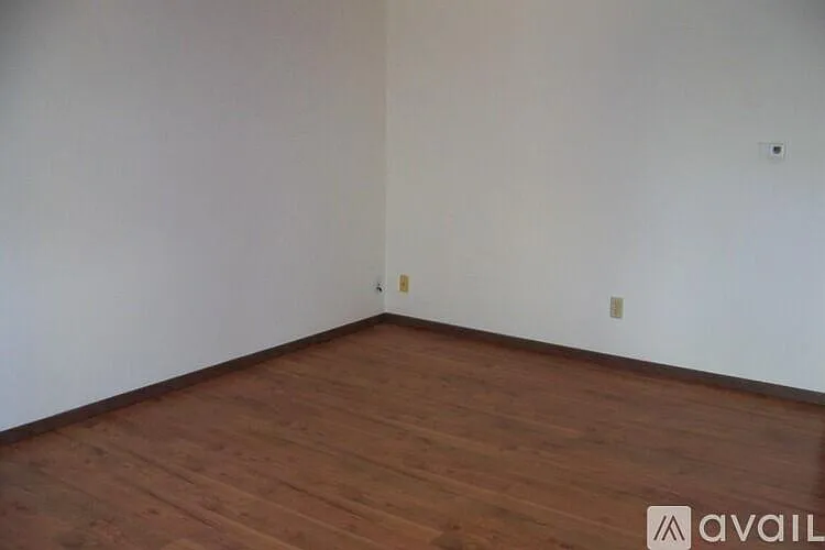 2 bed, 1.5 bath, 1100 sqft, $775 — Photo 3