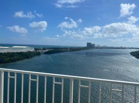 500 Bayview Dr