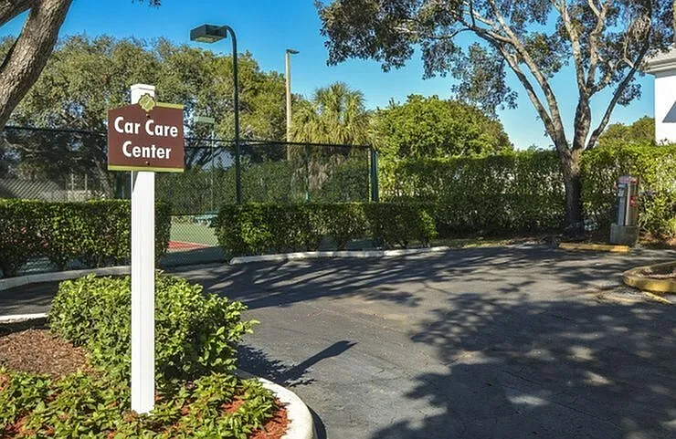 Car Care Center