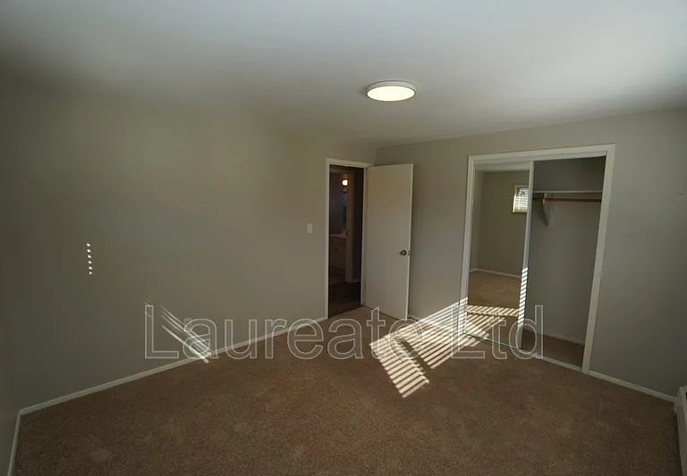 761 Oak St #D — Photo 7