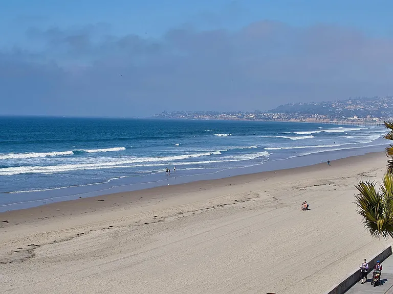 3377 Ocean Front Walk — Photo 26