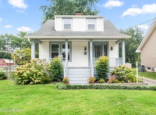 207 Plaza Ave, Louisville, KY 40218