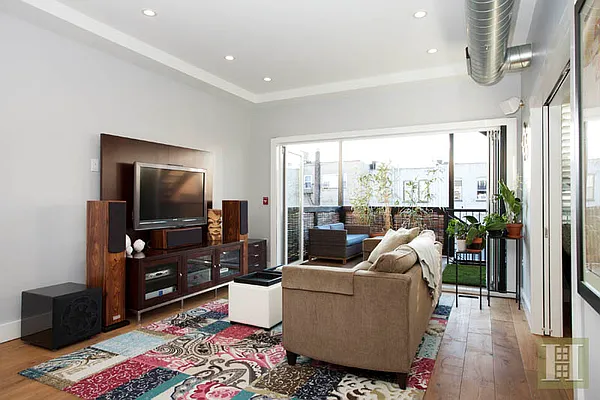 Sold by Halstead Property | media 7