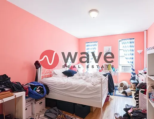 Rented by Wave Real Estate Group | media 36