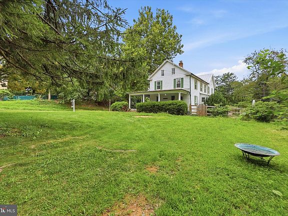 4th image of 1232 Old Taneytown Rd