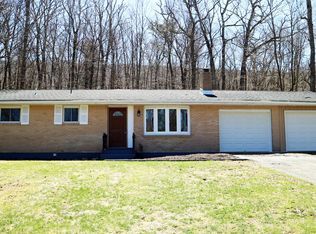 3038 Mountain Rd, Saylorsburg, PA 18353