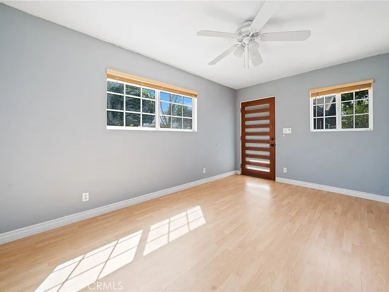 1721 E Ruddock St — Photo 31