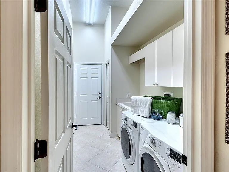 mud room