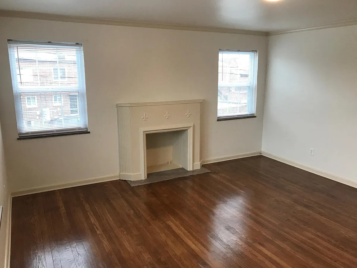 Building Photo - 1064 Euclaire Ave #D