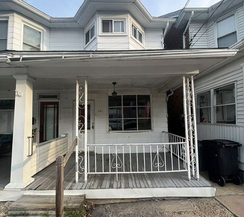 1st image of 141 W Abbott St