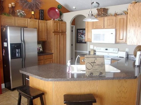 3rd image of 4529 W Park Hollow Ln