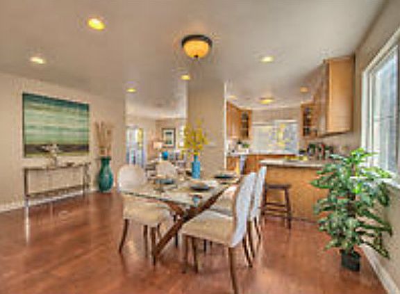 3rd image of 411-417 Willow Glen Way