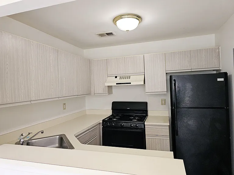 45 Tanglewood Ct #1 — Photo 7