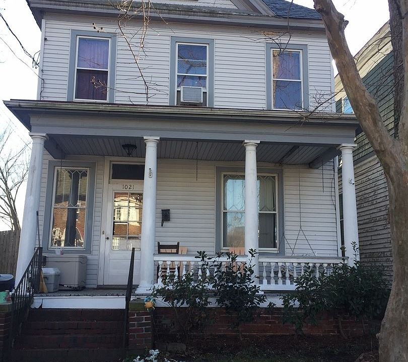 1st image of 1021 Leckie St