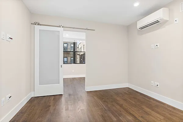 Rented by Cooper & Cooper Real Estate | media 22