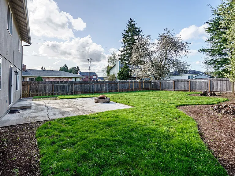 12410 NE 101st St — Photo 39