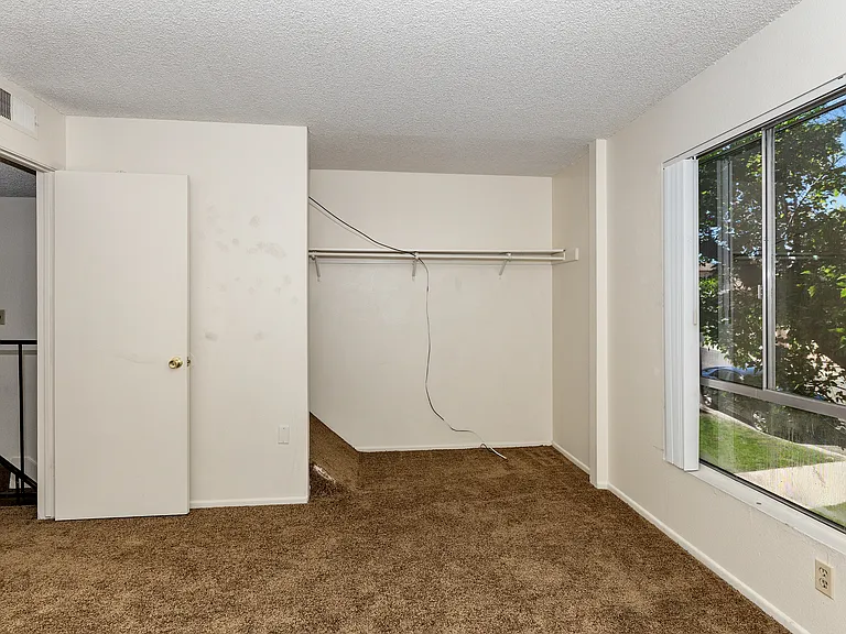 355 Country Club Circle — Photo 19
