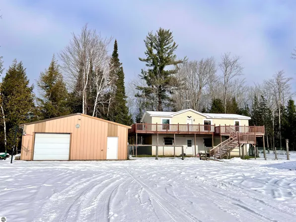 9773 County Road 612 NE, Kalkaska, MI 49646