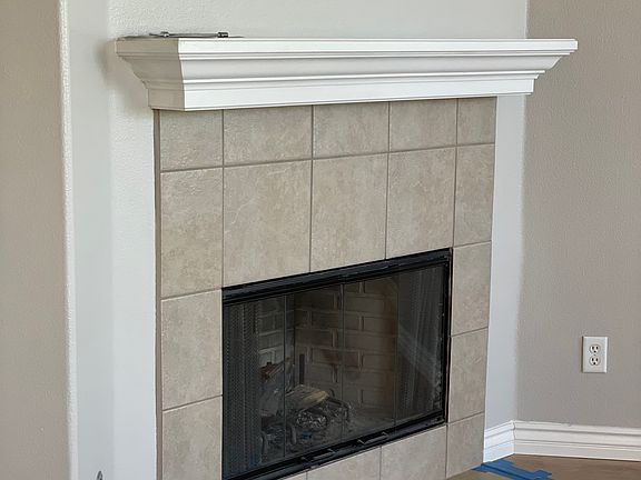 5th image of 35718 Breda Ave