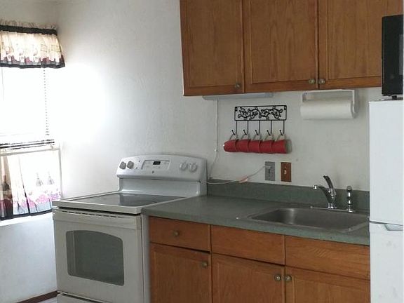 4th image of 13520 Saratoga Sunnyvale Rd #B