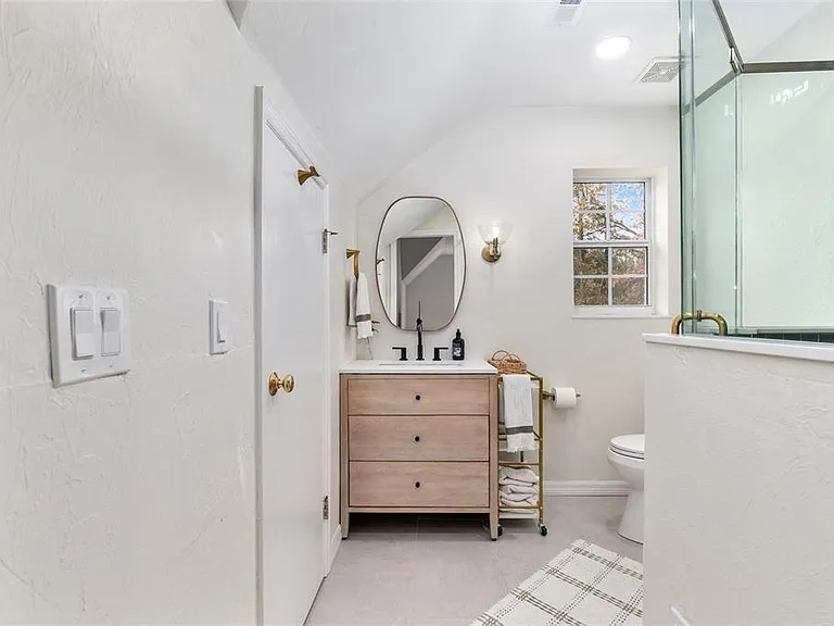 11121 NW 15th Pl — Photo 50