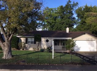 2437 Park Estates Dr, Sacramento, CA 95825