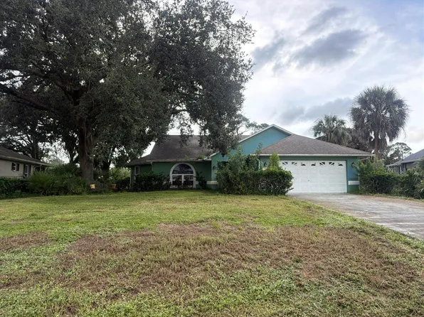 620 Sauders Rd SE, Palm Bay, FL 32909