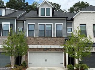 1190 Harper Cove Dr, Roswell, GA 30075