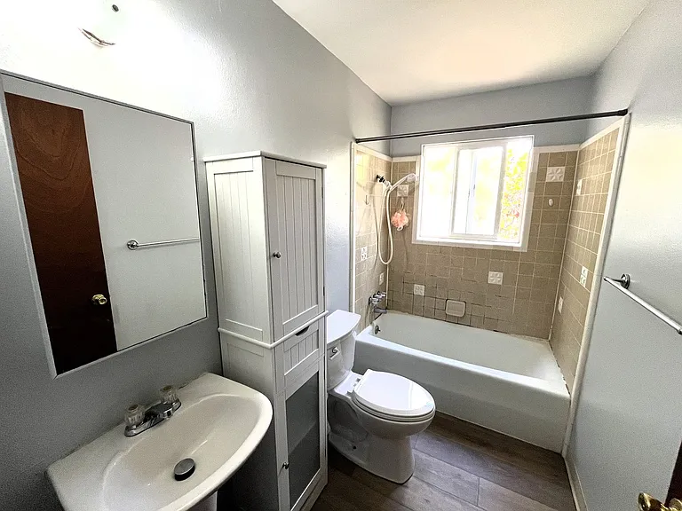1210 J St — Photo 14