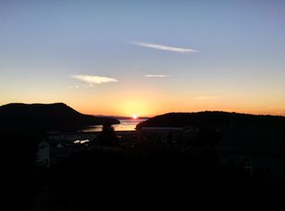 4808 Glasgow Way, Anacortes, WA 98221