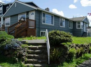 703 N 77th St, Seattle, WA 98103