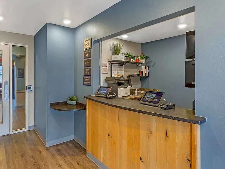 Lobby and Guest Check-in