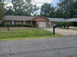 3115 Quebec Dr, Baton Rouge, LA 70819