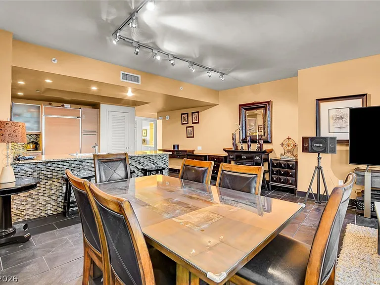 322 Karen Ave #2301 — Photo 23