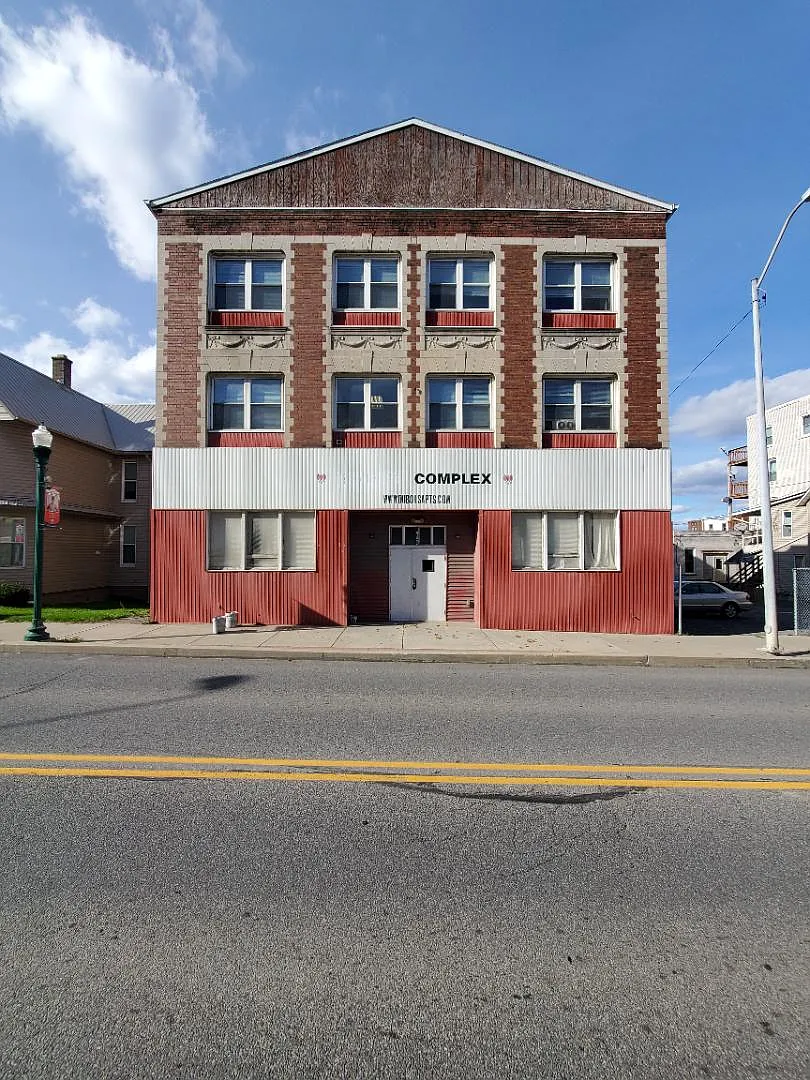 132 S Brady St - 14 — Photo 4