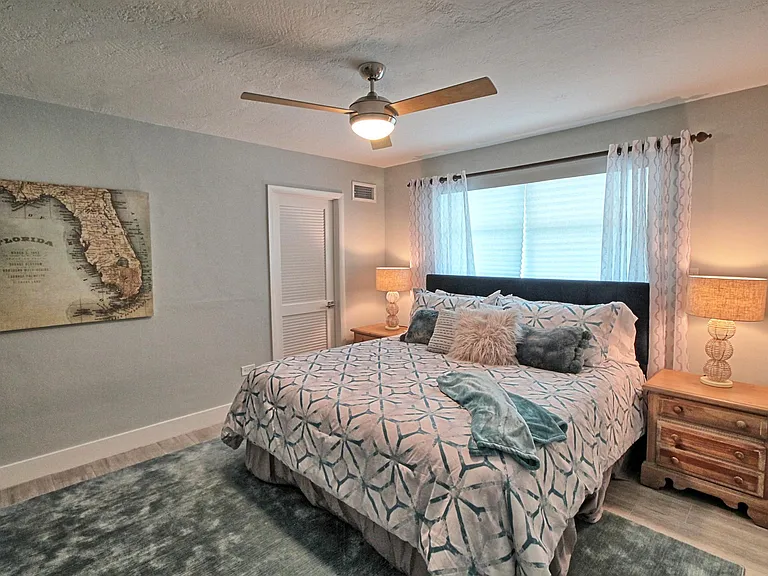 120 E Shore Dr — Photo 9