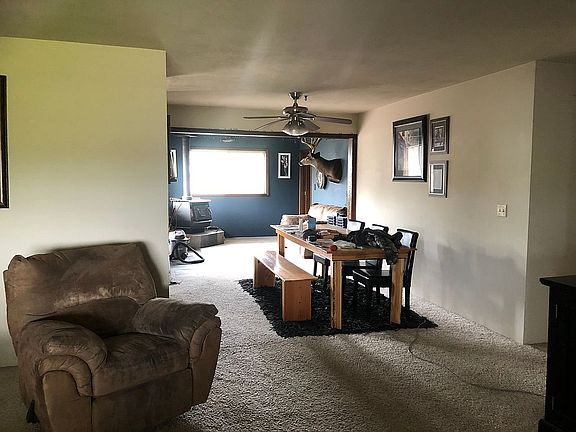 5th image of 601 N East St