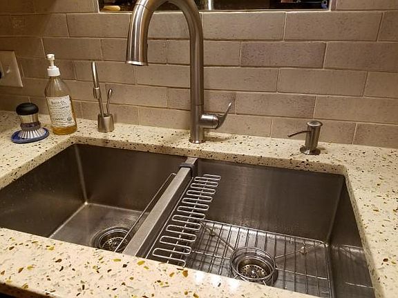 Hands free kitchen sink, with seperate instant hot water for tea, cocoa or oatmeal.