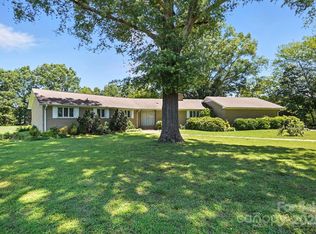 13909 Idlewild Rd, Matthews, NC 28105