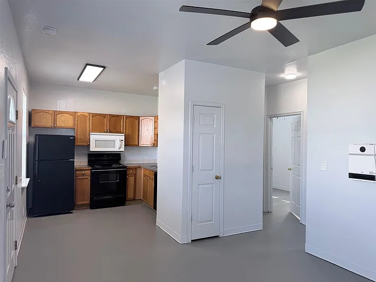 251 Zimmerman Ave #B — Photo 1