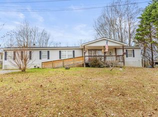 421 Saddle Horse Cir, Tunnel Hill, GA 30755