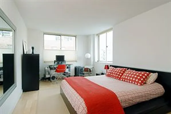 Sold by Douglas Elliman | media 8