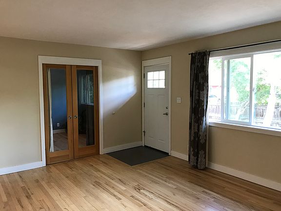 4th image of 4435 Whitney Pl