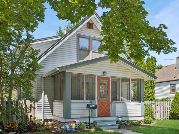 1904 F St, Iowa City, IA 52240