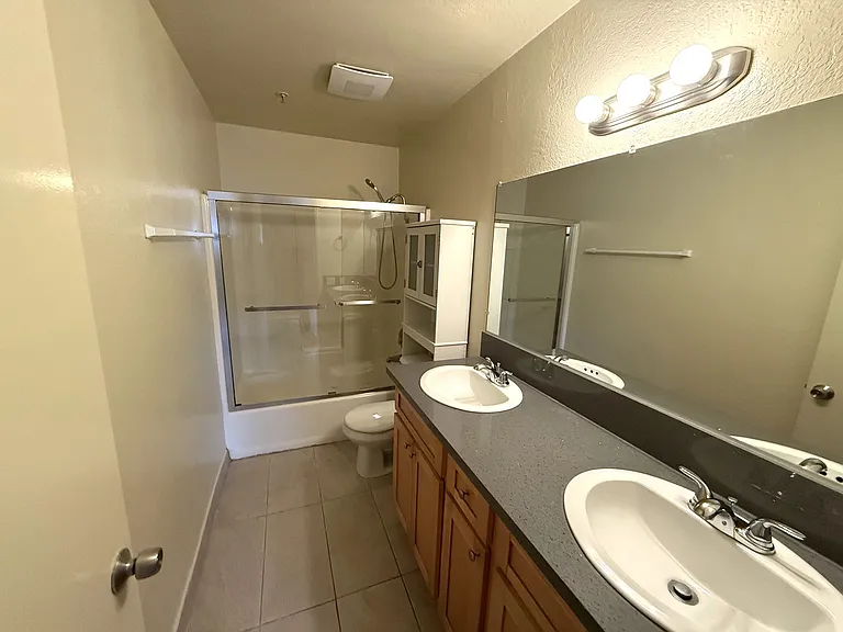 3997 Farquhar Ave #3997 — Photo 8