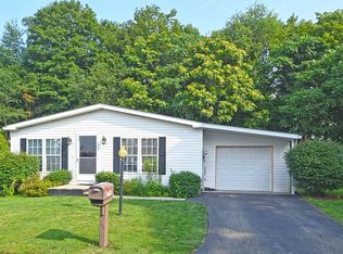 39255 Shamrock Ct, Pittsburgh, PA 15239
