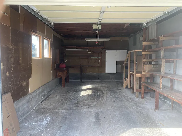 Garage (single car with workbench and storage)